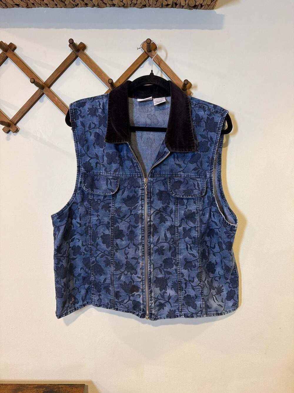 Capacity Woman Vintage Floral Denim Vest Corduroy Collar Size 1X